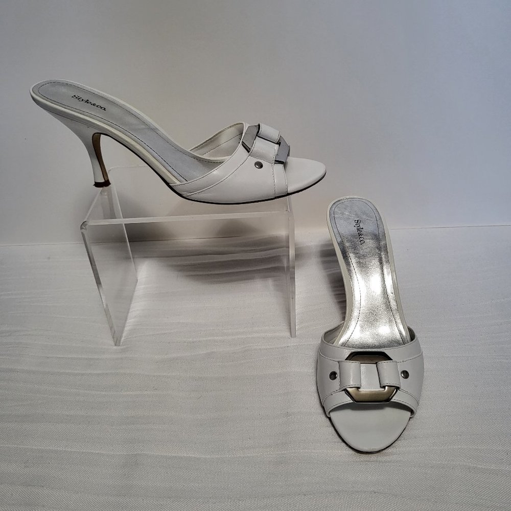 Style & Co White Slide Sandals with Silver Accent Sz 8.5